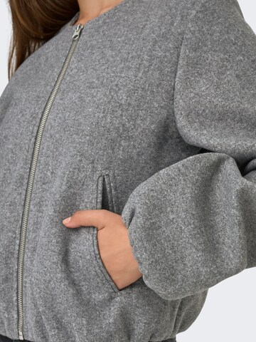 Giacca di mezza stagione 'OFIR' di JDY in grigio