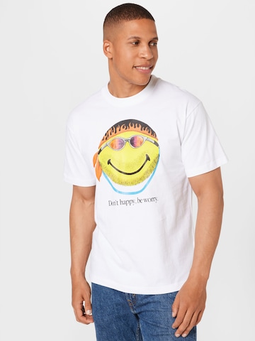 MARKET Tričko 'SMILEY DON'T HAPPY, BE WORRY T-SHIRT' - biela: predná strana