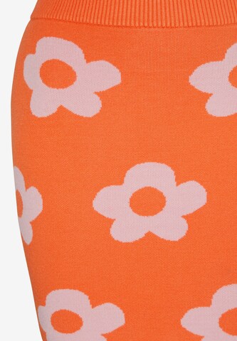 MYMO Skirt in Orange