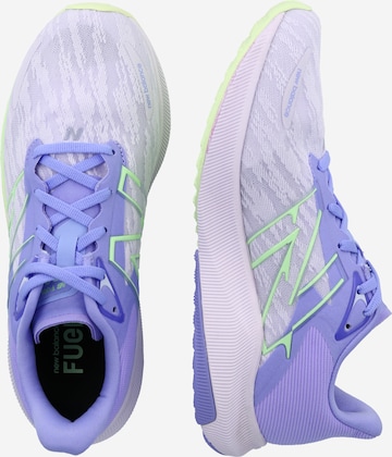 Chaussure de course 'FC Propel' new balance en violet