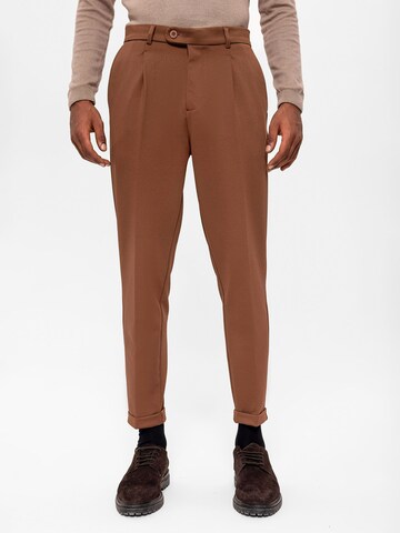 Regular Pantalon Antioch en marron : devant