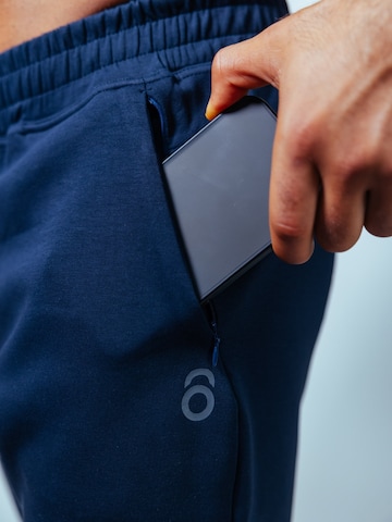 Lifters Slimfit Sporthose 'Performance Gym Jogger' in Blau