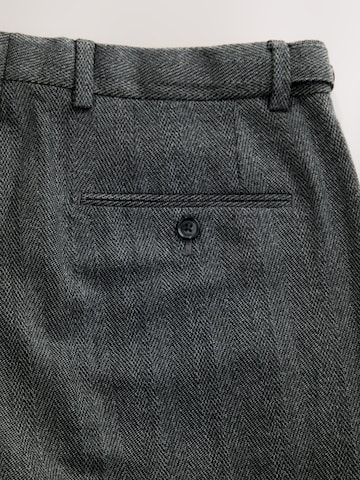 Regular Pantalon à plis Next en gris