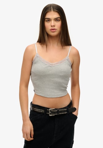 Superdry Top 'Essentials' in Rood: voorkant