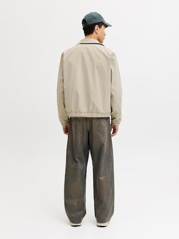 JACK & JONES Kevad-sügisjope 'JORCATSKILLS HARRINGTON', värv pruun