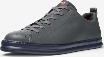 Sneaker bassa 'Runner Four' di CAMPER in grigio: frontale