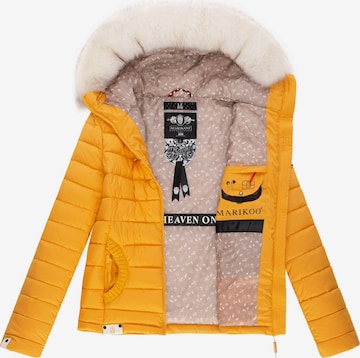 Veste d’hiver 'Nasriin' MARIKOO en jaune