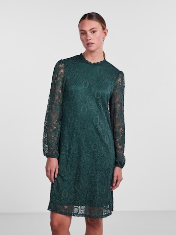 PIECES فستان بلون أخضر: الأمام