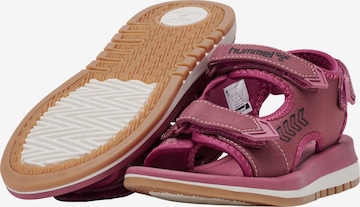 Chaussures ouvertes Hummel en rose