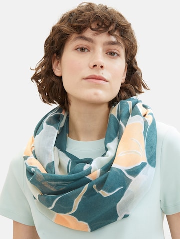 TOM TAILOR Tube Scarf in Green: front