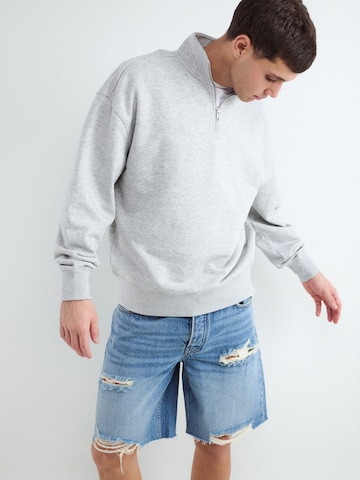 BALMOHK Collegepaita värissä harmaa