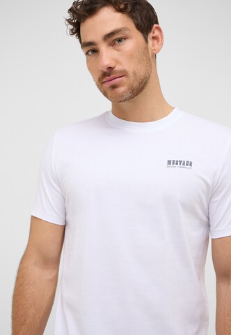 MUSTANG T-Shirt 'Style Austin' in Weiß