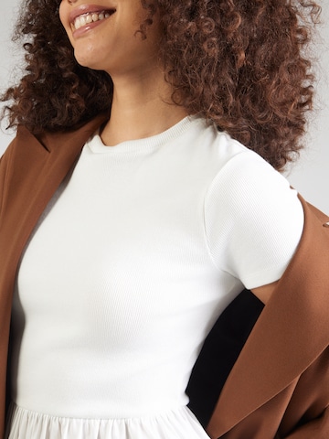 ABOUT YOU Dress 'Rhea' in White