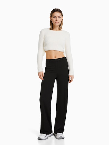 Bershka Wide Leg Bukser med fals i sort