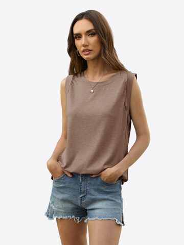 Top de la Imily Bela pe maro: față