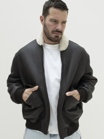 Just things we like - Chaqueta de invierno 'ITSUKI Reversible Shearling Jacket' en marrón
