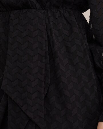 WE Fashion Dress in Black
