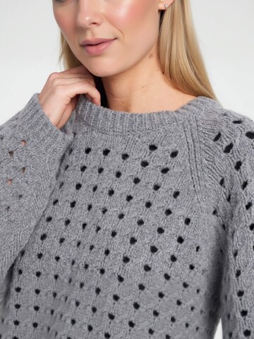 Holebrook Pullover 'Ursula' in Grau: Vorderseite