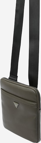 GUESS حقيبة تقليدية 'CERTOSA' بلون أخضر