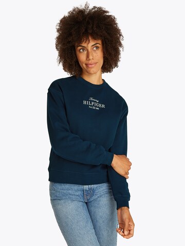 TOMMY HILFIGER Суичър в синьо: отпред