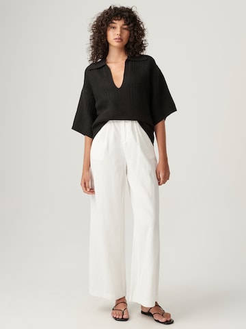 The Fated Blouse in Black