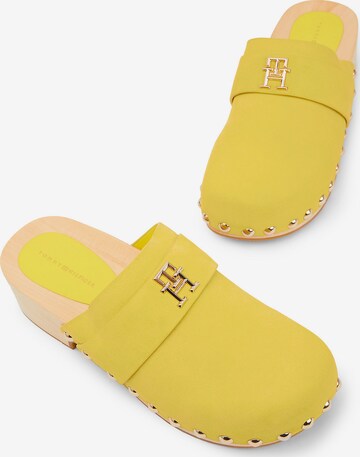 TOMMY HILFIGER Clogs in Yellow