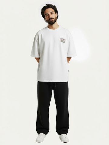 Sweat-shirt 'Forgotten Love TEE' Farfromlove en blanc