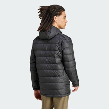 ADIDAS TERREX - Chaqueta de montaña en negro
