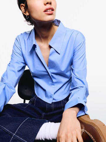 Chemisier Bershka en bleu