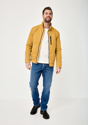 REDPOINT Between-Season Jacket in Yellow