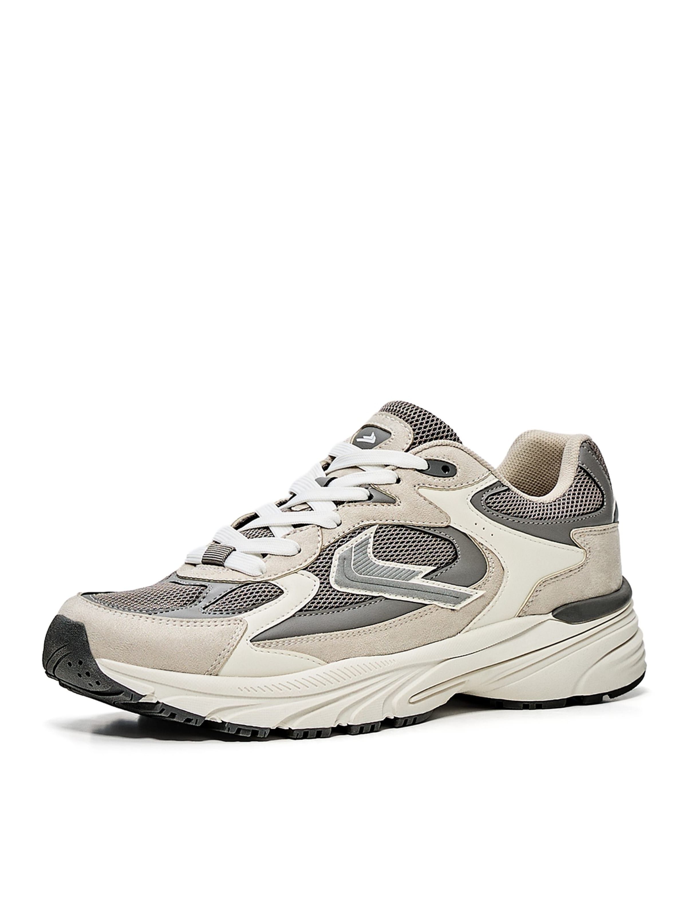 Bershka Sneakers laag in Grijs: voorkant