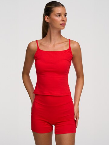 regular Pantaloni 'High-Waist Shorts' di cfab in rosso: frontale