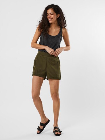 regular Pantaloni con pieghe 'Bibi' di VERO MODA in verde