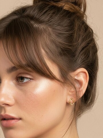 Kamiko Earrings 'CHLOE' in Gold: front