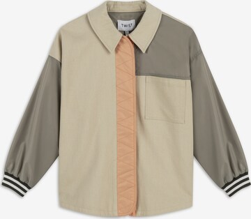 Twist Between-Season Jacket in Beige: front