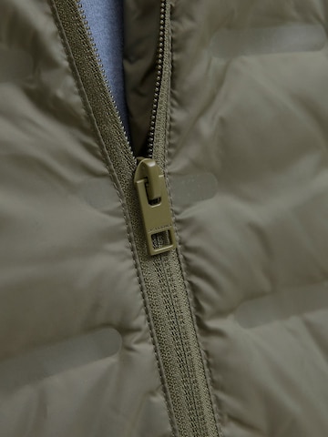 JACK & JONES - Chaqueta de invierno en verde
