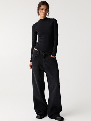 Shirtbody Pull&Bear en noir
