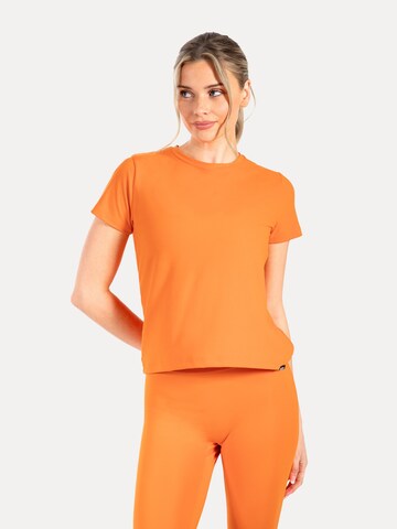 Smilodox T-Shirt Casual Fit in Orange: Vorderseite