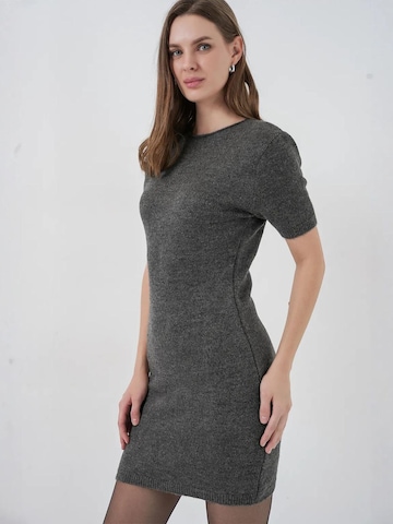 Bigdart Strickkleid in Grau