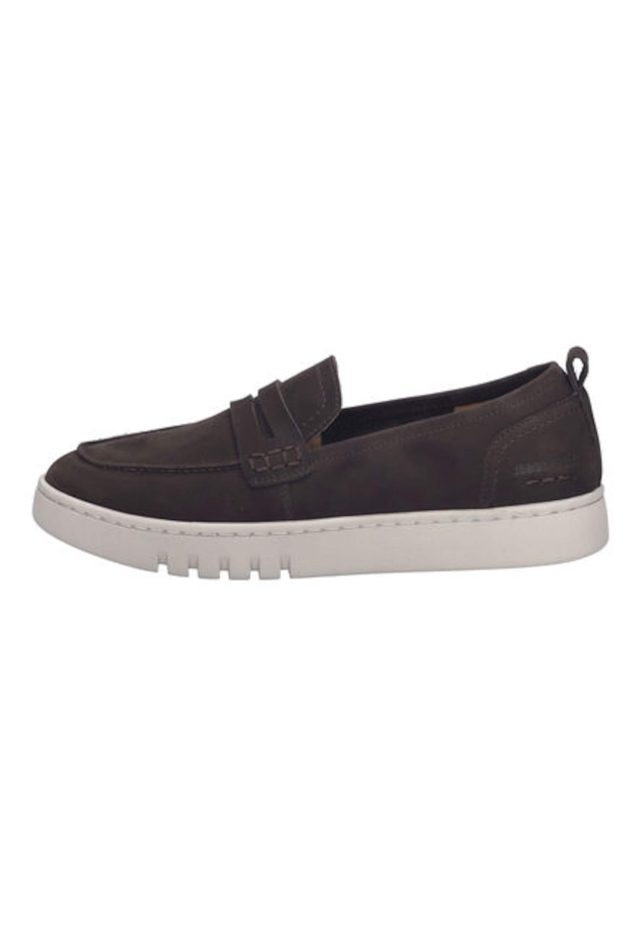 JOSEF SEIBEL Classic Flats in Brown: front