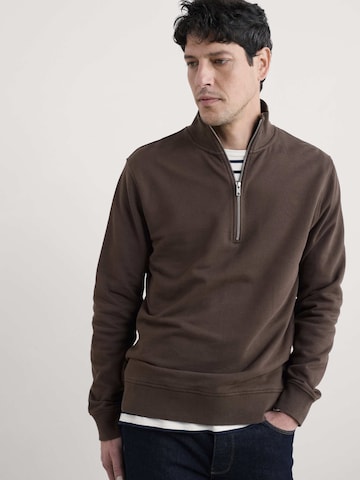 Seasalt Cornwall Sweatshirt 'Wood Moss' in Bruin: voorkant
