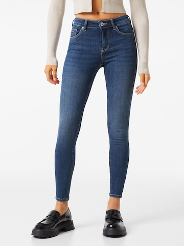 Bershka Skinny Jeans in Blue: front