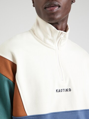 Kaotiko Sweatshirt 'ARTHUR' in Beige