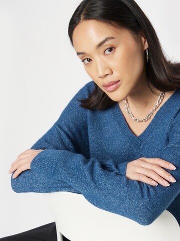 GAP Sweater in Blue