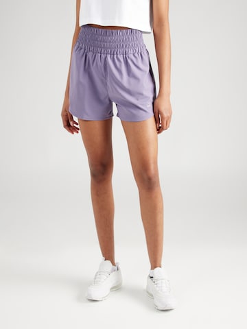 NIKE - Regular Calças de desporto 'ONE' em roxo: frente