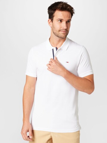 T-Shirt Tommy Jeans en blanc : devant