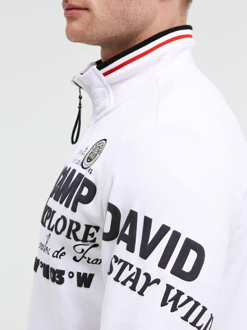 CAMP DAVID Zip-Up Hoodie in White