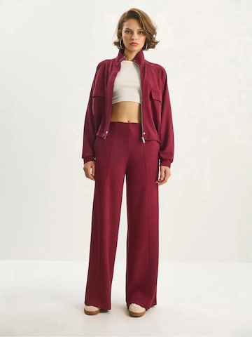 Abito da casa di Bianco Lucci in rosso: frontale