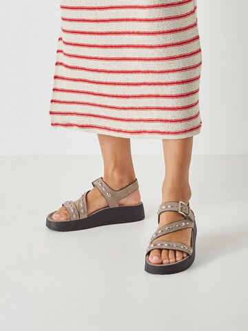 Tamaris Sandaal in Beige