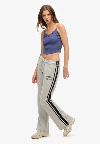 Superdry Flared Broek 'Essentials' in Grijs